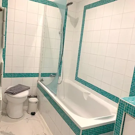 Marvellous Sunbathed 3br At The Heart Of Apartment *