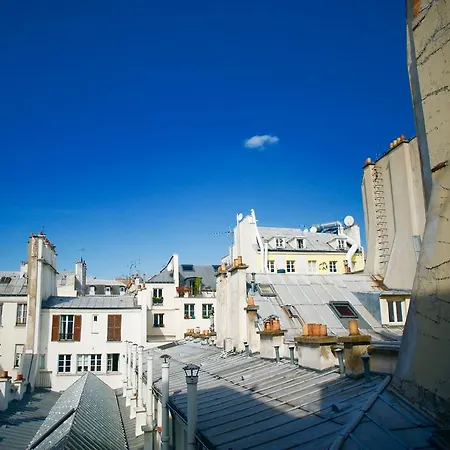 Marvellous Sunbathed 3br At The Heart Of شقة