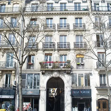 Marvellous Sunbathed 3br At The Heart Of Apartment